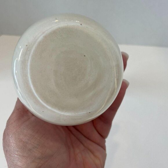 Vintage hand blown, hand painted milk glass bud vase - Picture 3 of 5